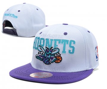Sombrero Charlotte Hornets Blanco Purpura 2016