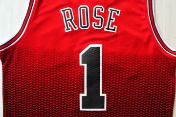 Camiseta Rose. #1 Bulls Resuenan Moda Negro Rojo