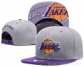 Sombrero Los Angeles Lakers Gris Violeta Amarillo
