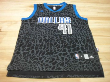 Camiseta Nowitzki #41 Leopard Light Loco Negro