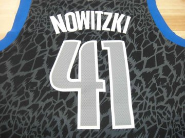Camiseta Nowitzki #41 Leopard Light Loco Negro