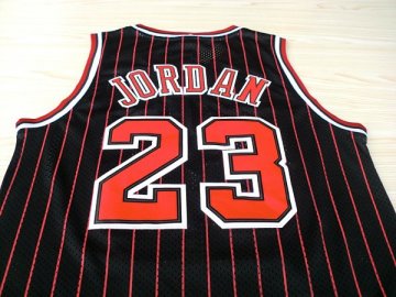 Camiseta retro Jordan #23 Chicago Bulls Negro