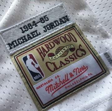 Camiseta Michael Jordan #23 Chicago Bulls Hardwood Classics 1984-85 Blanco