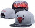 Sombrero Chicago Bulls Gris Negro3