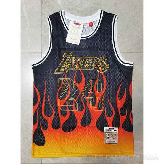 Camiseta Kobe Bryant NO 24 Los Angeles Lakers Flames Negro - Haga un click en la imagen para cerrar