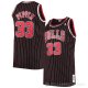 Camiseta Scottie Pippen NO 33 Chicago Bulls Mitchell & Ness 1996-97 Negro2