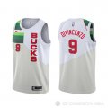 Camiseta Donte Divincenzo #9 Milwaukee Bucks Earned Blanco