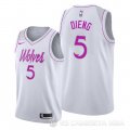 Camiseta Gorgui Dieng #5 Minnesota Timberwolves Earned Blanco