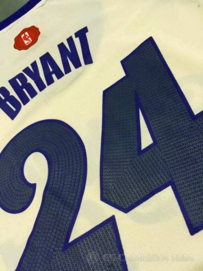 Camiseta Bryant Christmas #24 Los Angeles Lakers Mujer Blanco - Haga un click en la imagen para cerrar