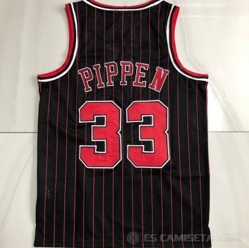 Camiseta Scottie Pippen NO 33 Chicago Bulls Mitchell & Ness 1996-97 Negro2