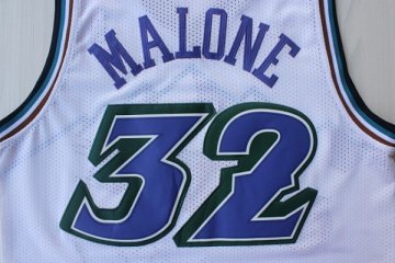 Camiseta retro Malone #32 Utah Jazz Blanco