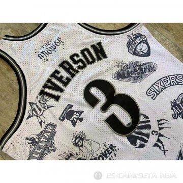 Camiseta Allen Iverson #3 Philadelphia 76ers Mitchell & Ness 1997-98 Tattoo Blanco