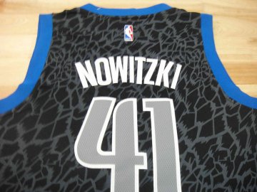 Camiseta Nowitzki #41 Leopard Light Loco Negro